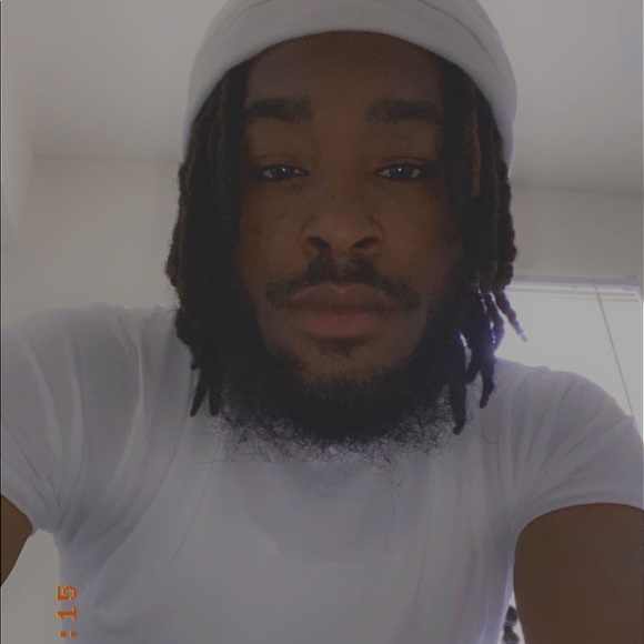 Meet your Posher, Antonio - Picture 1 of 1